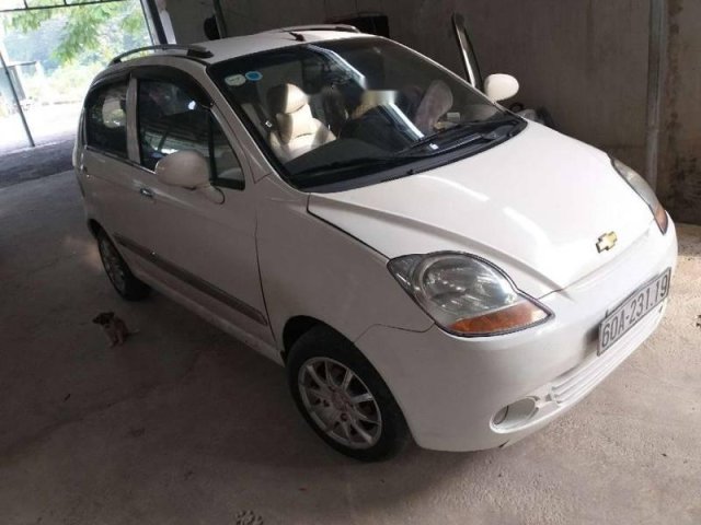 Bán Chevrolet Spark MT đời 2009, màu trắng  