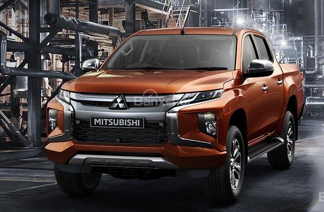 Mitsubishi Hà Tĩnh khuyến mãi cực lớn Triton 2 cầu, tự động 2018 - 2019: 0931.389.896