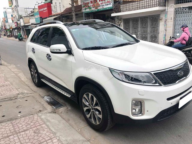 Cần tiền chơi tết bán Sorento 2016 Gath, màu trắng, số tự động, bản full nhất