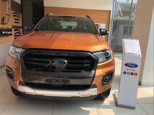 Bán Ford Ranger Wildtrak 2.0 model 2019, màu cam, đủ màu, giao xe ngay