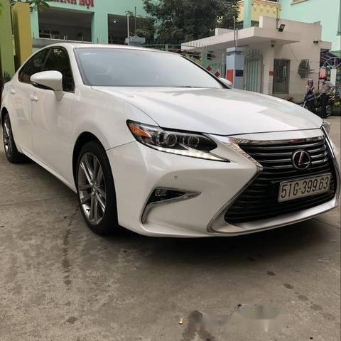 Cần bán lại xe Lexus ES 250 năm 2017, màu trắng, xe nhập