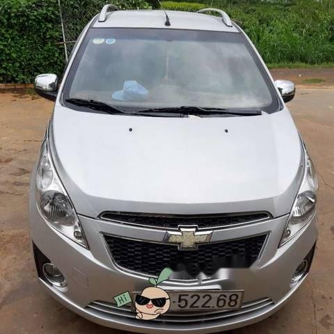 Bán Chevrolet Spark 1.2 LT 2013, màu bạc