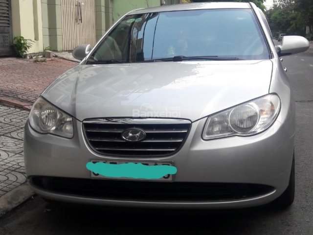 Bán Hyundai Elantra 2008, màu bạc giá cạnh tranh