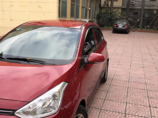 Cần bán xe Hyundai Grand i10 1.2 AT năm 2016, màu đỏ, xe nhập