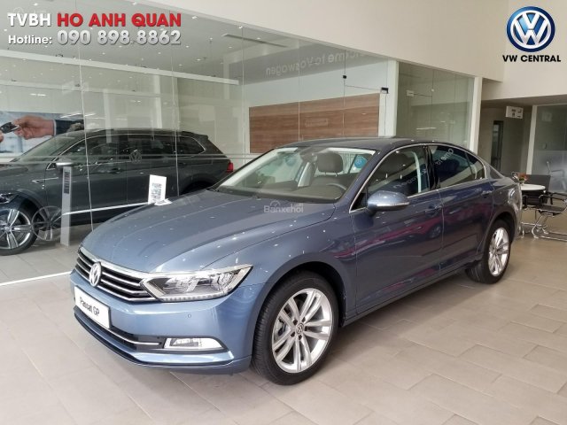 Bán Volkswagen Passat GP xanh dương, nội thất nâu - Ưu đãi tiền mặt, 01 năm bảo hiểm vật chất trong T1/2019 - Hotline: 090.898.8862