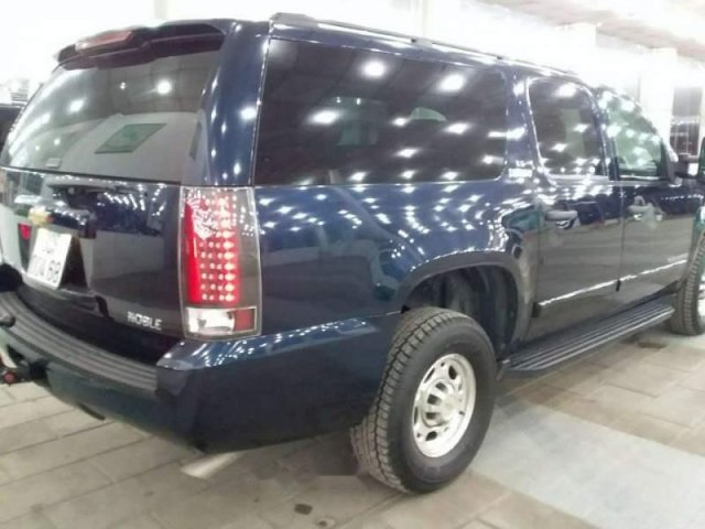 Cần bán gấp Chevrolet Suburban 2008, xe nhập