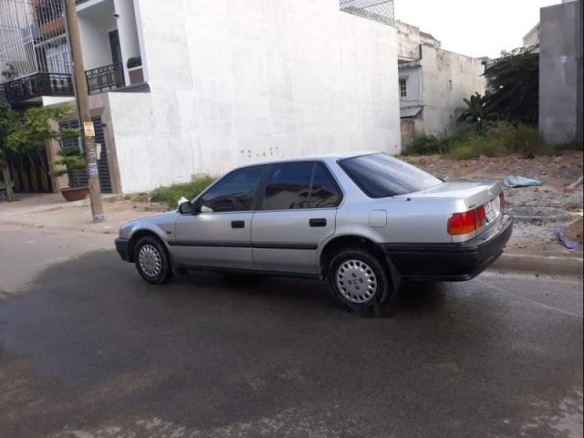 Bán Honda Accord sản xuất 1992, màu bạc, xe nhập Thái Lan