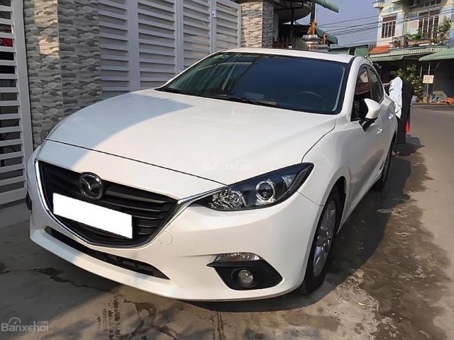 Bán Mazda 3 AT năm sản xuất 2015, màu trắng số tự động0