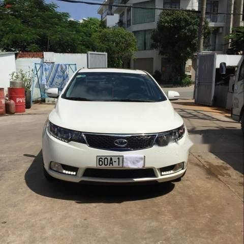 Cần bán lại xe Kia Forte 2013, màu trắng, giá chỉ 480 triệu