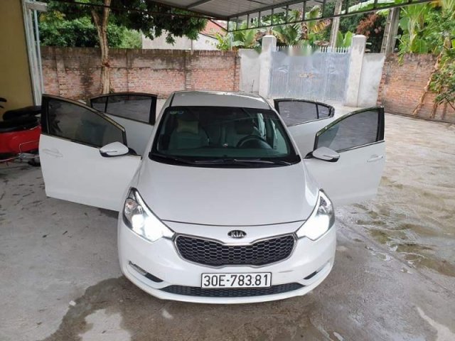 Cần bán lại xe Kia K3 1.6 MT 2016, màu trắng