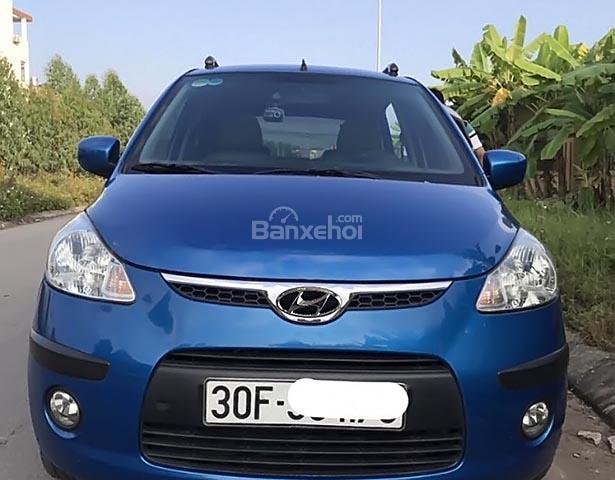 Gia đình cần bán xe Hyundai i10 AT, nhập khẩu, sx cuối 2010, Đk 2011