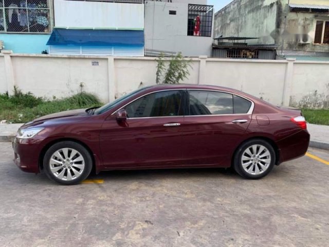 Bán Honda Accord đời 2014, màu đỏ