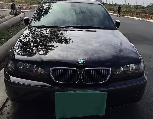 Cần bán lại xe BMW 3 Series 318i năm 2005, màu đen còn mới giá cạnh tranh