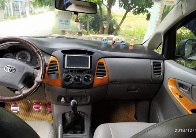 Bán Toyota Innova MT 2008, màu bạc số tự động, xe đẹp