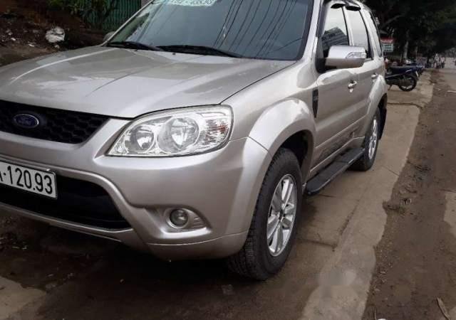 Bán Ford Escape 2.3 AT 4×4 sản xuất năm 2011, màu bạc 