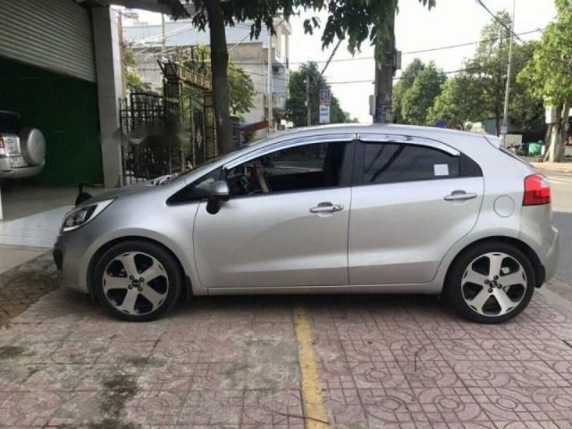 Bán Kia Rio năm 2011, màu bạc, Đk 2012