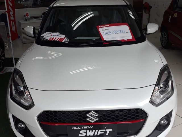 Bán Suzuki Swift GLX, màu trắng, giao ngay chỉ với 150 triệu