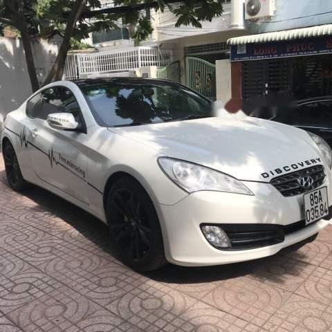 Bán Hyundai Genesis 200 Turbo 2009, màu trắng