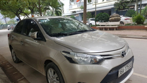 Cần bán lại xe Toyota Vios MT sản xuất năm 2015 số sàn, giá tốt