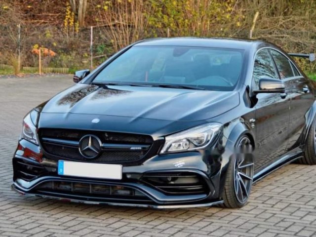 Bán xe Mercedes CLA 45 AMG đời 2019, màu đen, nhập khẩu