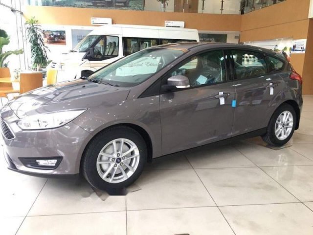 Bán Ford Focus 1.5L sản xuất 2018, màu xám