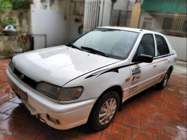 Cần bán lại xe Nissan Sunny năm sản xuất 1996, màu trắng, xe nhập  