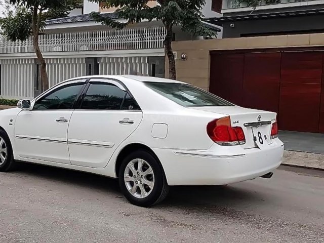 Bán ô tô Toyota Camry 3.0V sản xuất 2005, màu trắng