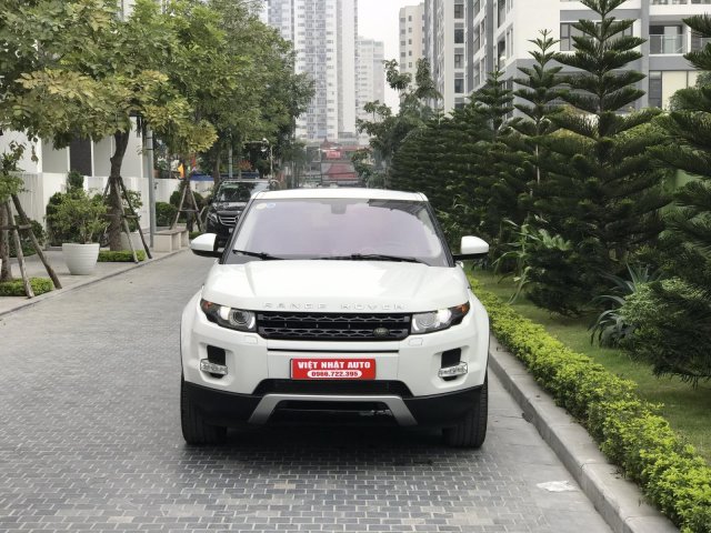 Bán LandRover Evoque năm sản xuất 2015, màu trắng, nhập khẩu nguyên chiếc