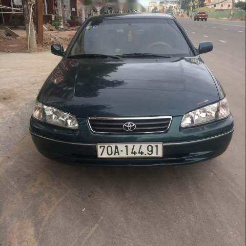 Cần bán lại xe Toyota Camry 2001, giá 270tr