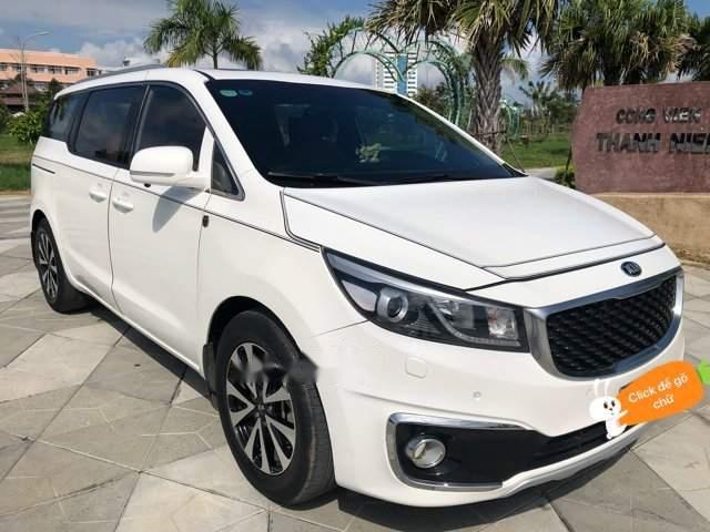 Gia đình bán Kia Sedona máy dầu 2.2L full option, Sx 2016, đăng kí lần đầu 2017