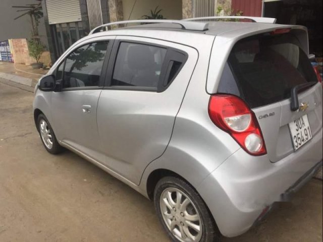 Bán Chevrolet Spark đời 2014, màu bạc, nhập khẩu  