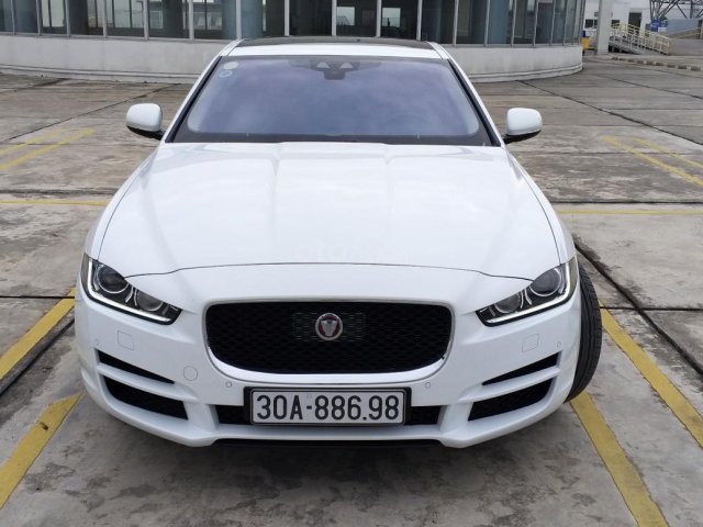 Bán ô tô Jaguar XE Portfolio model 2016, màu trắng, nhập khẩu nguyên chiếc