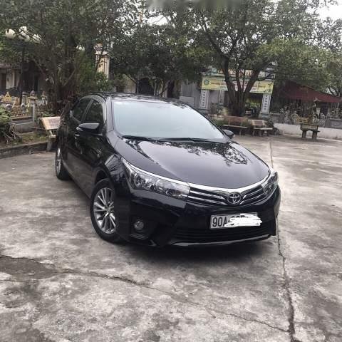 Bán Toyota Corolla altis năm 2016, màu đen 