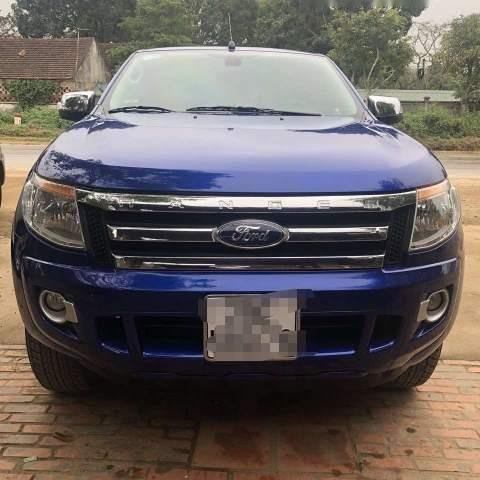 Bán Ford Ranger XLT 2015, màu xanh lam, nhập khẩu