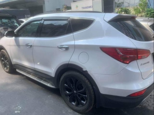 Bán xe Hyundai Santa Fe date 2014, Đk 2015, xe máy xăng 2.4, 2 cầu số tự động