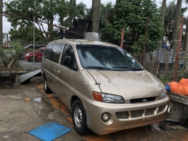 Cần bán Hyundai Starex, xe đẹp chính chủ, máy dầu tiết kiệm 100km/6,5lít0