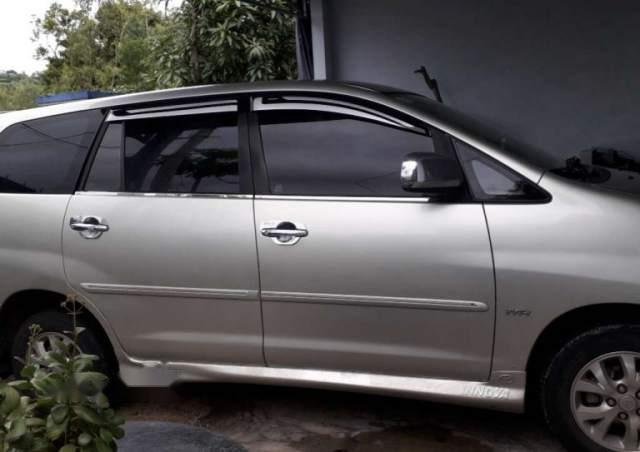 Cần bán xe Toyota Innova 2007, màu bạc, nhập khẩu xe gia đình