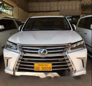 Cần bán xe Lexus LX 570 năm 2016, màu trắng, nhập khẩu nguyên chiếc