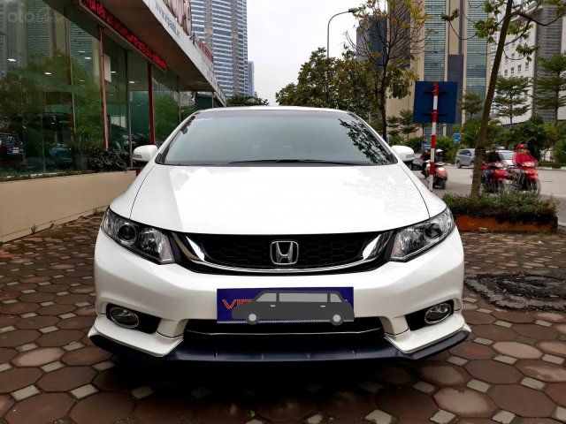 Bán Honda Civic 2.0 2016, màu trắng