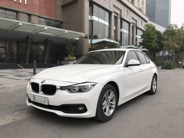 Cần bán xe BMW 3 Series 320i LCI năm 2016, màu trắng, xe nhập