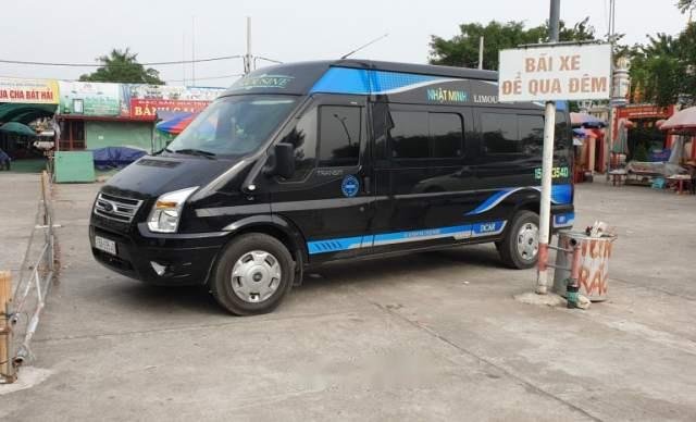 Bán xe Ford Transit đời 2017, màu đen, giá chỉ 650 triệu