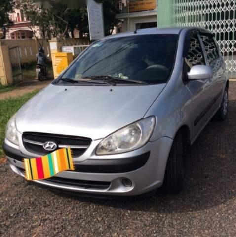 Cần bán xe Hyundai Getz năm 2009, màu bạc, nhập khẩu xe gia đình