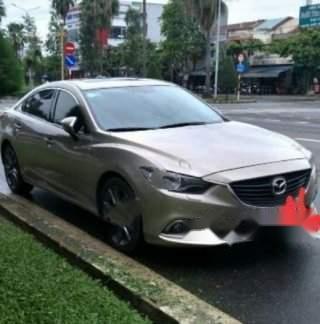 Bán gấp Mazda 6 2.5 AT sản xuất 2015, màu vàng  