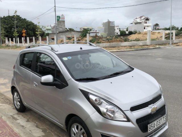 Cần bán xe Chevrolet Spark đời 2013, màu bạc số sàn, giá tốt