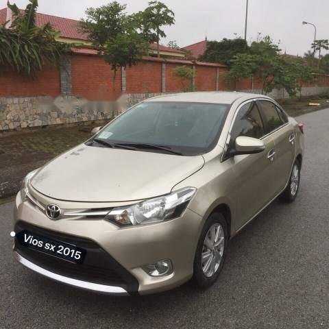 Bán ô tô Toyota Vios năm sản xuất 2015, màu vàng