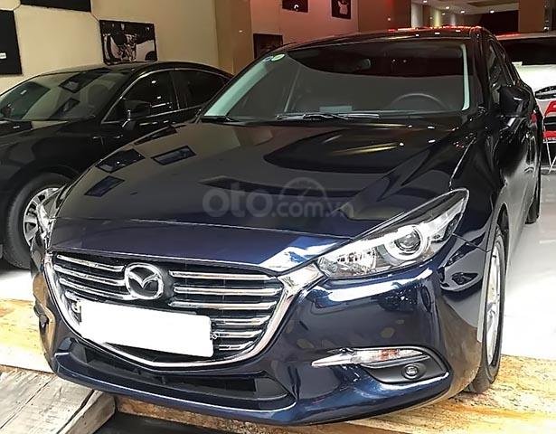 Bán Mazda 3 1.5 AT năm sản xuất 2018, màu xanh lam số tự động