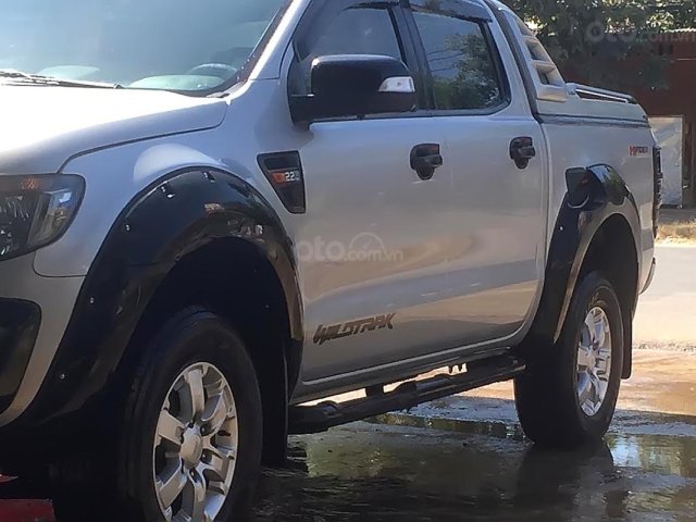 Cần bán Ford Ranger XLS 2.2L 4x2 AT đời 2014, màu bạc, nhập khẩu nguyên chiếc, giá 515tr