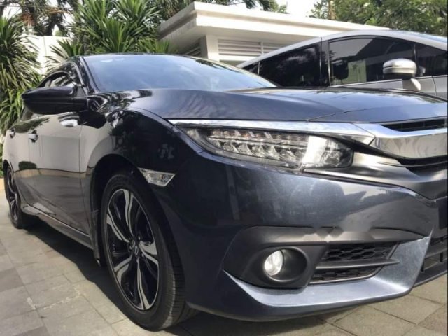 Cần bán lại xe Honda Civic 1.5L Tubor năm sản xuất 2017, màu đen, nhập khẩu nguyên chiếc