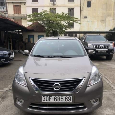 Cần bán gấp Nissan Sunny đời 2016, màu xám như mới