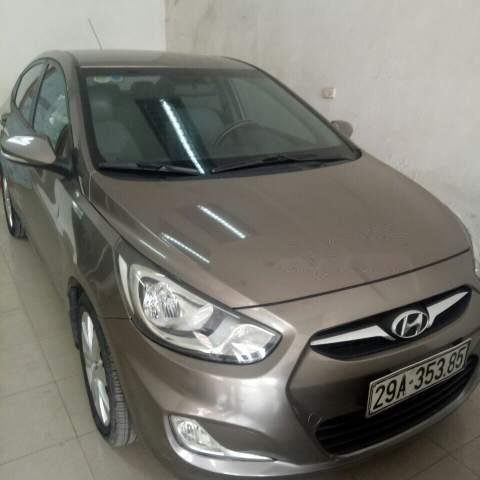 Bán xe Hyundai Accent sản xuất 2011, màu nâu, giá tốt